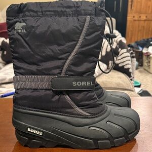 Sorel Black Insulated Snow Boots